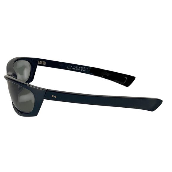 Cool Ray by Polaro Style #220 by Cari Michelle Black Frame Vintage Sunglasses main image 6